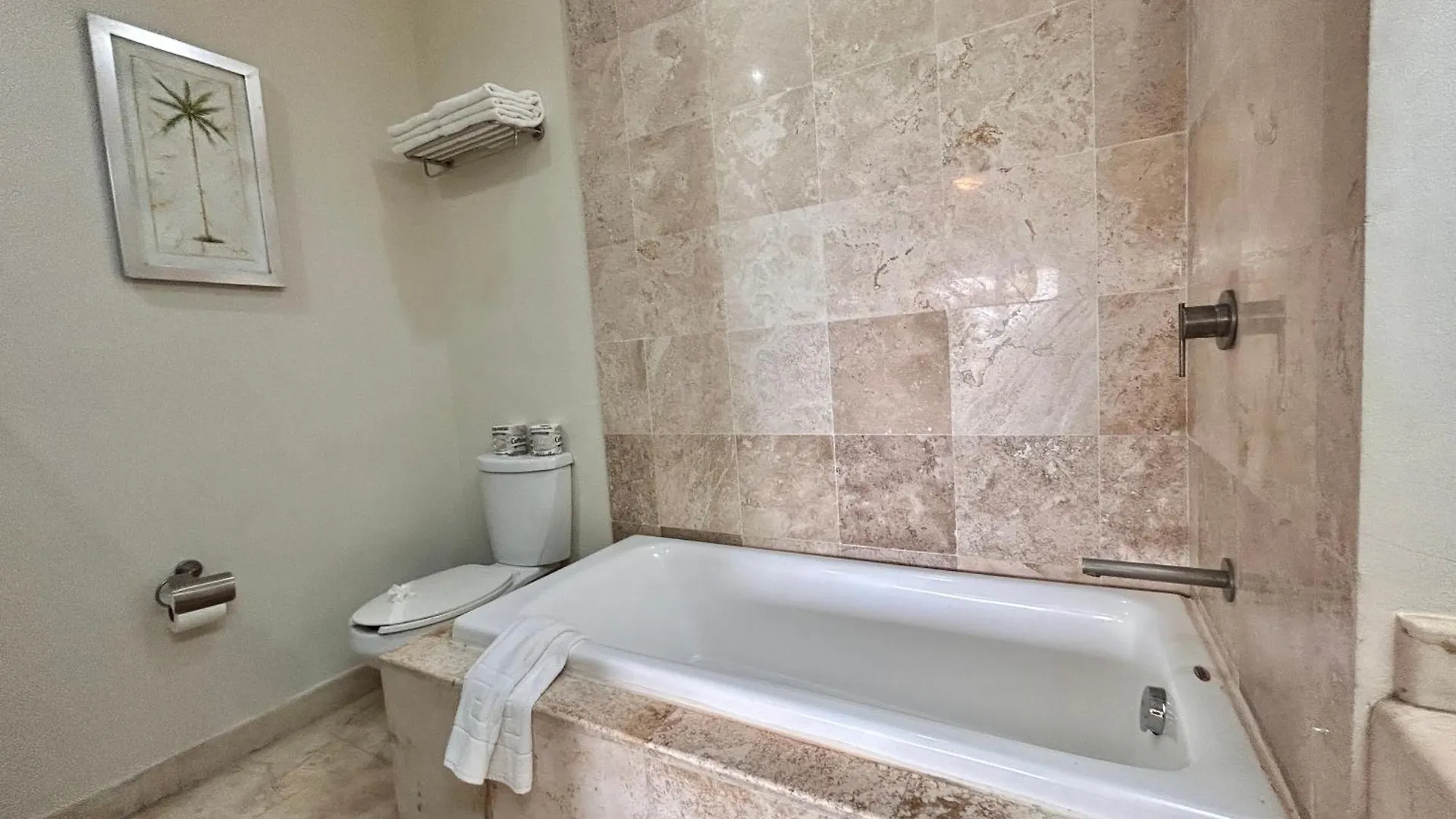 El Faro 402 Surf Ocean View 2 Bedroom Condo Playa del Carmen 0*,  Mexico