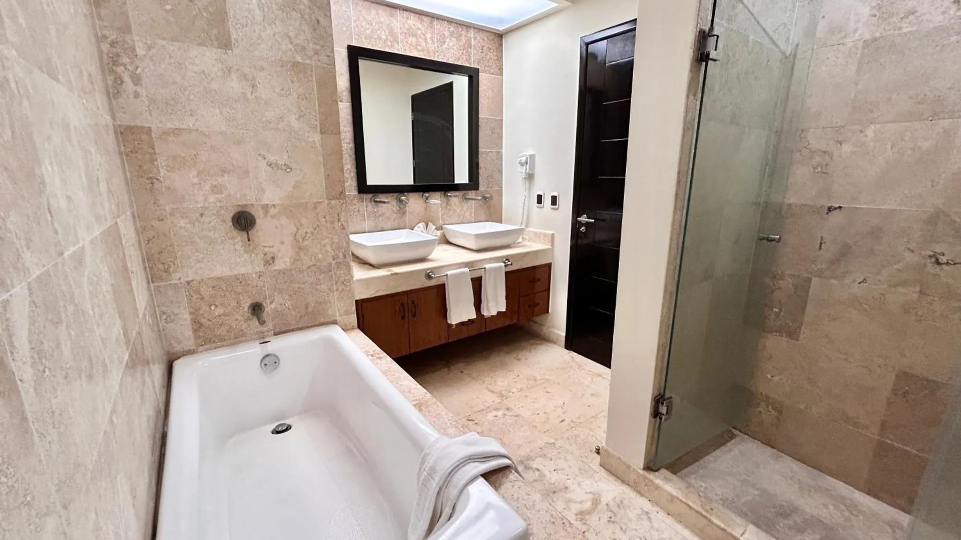 El Faro 402 Surf Ocean View 2 Bedroom Condo Playa del Carmen Apartment